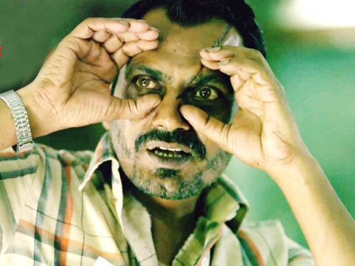  Screenshot from the film – Raman the serial killer played by Nawazuddin Siddiqui